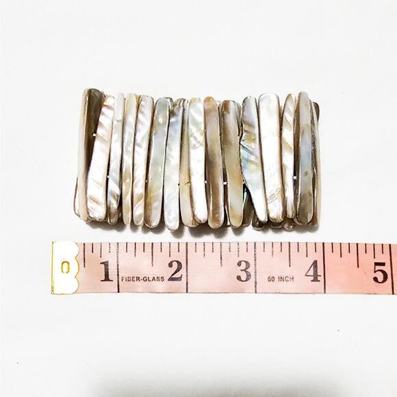 Boutique Abalone shell large shard stretchy bracelet - Picture 3 of 10